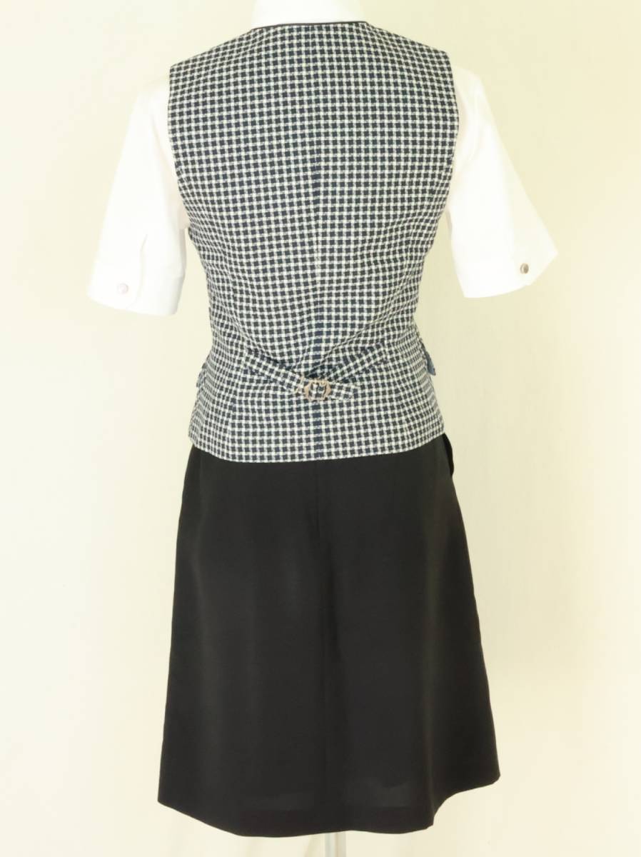 11号 SELERY 紺 チェック 事務 中古◆OL制服 / 事務服◆ ベスト, スカート 上下セット, 中古ブラウス, 新品リボンのオマケ付_画像2