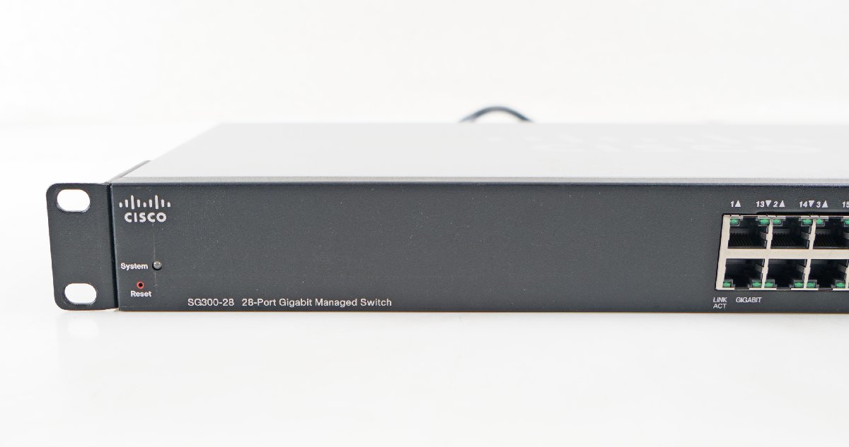 ★送料無料★ cisco SG300-28 28-Port Gigabit managed Switch 中古品【159】の画像8