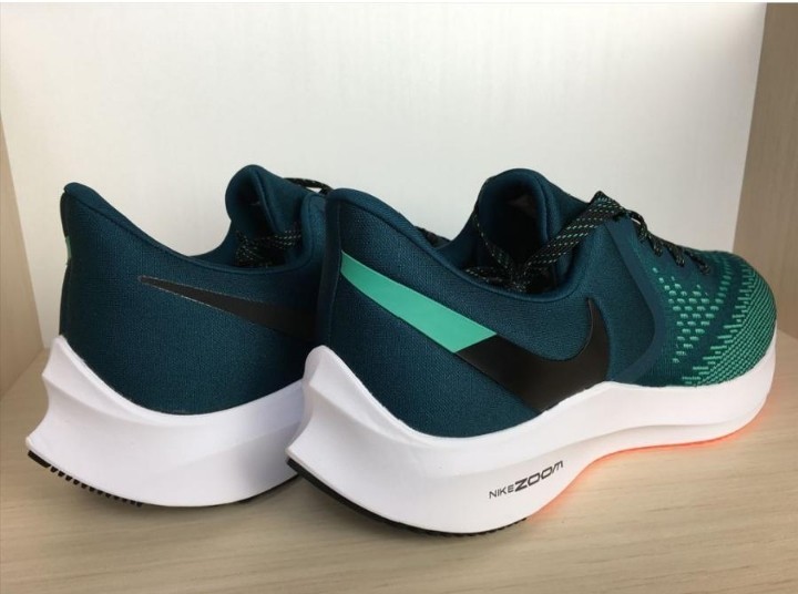 NIKE（ナイキ） ZOOM WINFLO 6（ズームウィンフロー6） スニーカー 靴 メンズ 新品 25.5cmの画像2