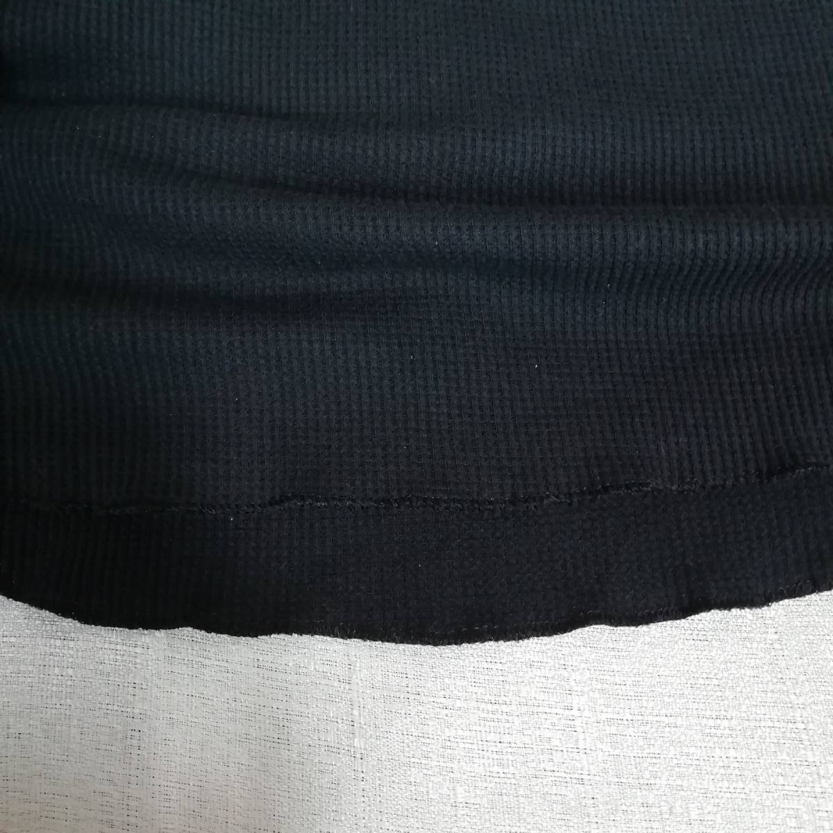 Hanes　ヘインズ　サーマルヘンリーネックロングスリーブTシャツ HM4-G503　メンズＬ　ブラック　黒　カットソー　ロンT　_画像6