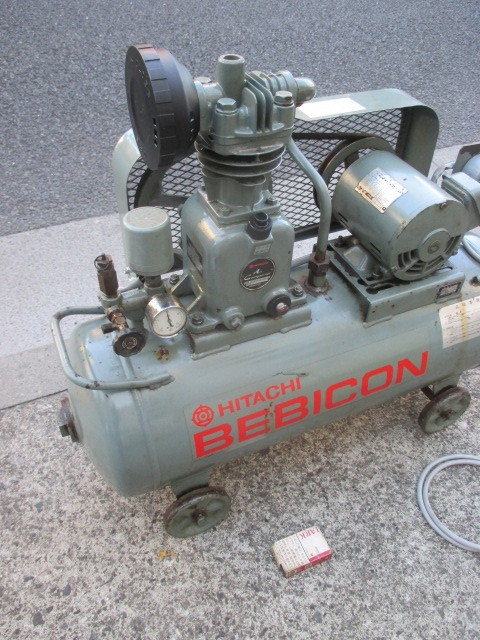 t580☆日立 ベビコン 200V0.75kw50hz(1馬力)動作良好 t580☆日立 ベビコン 200V0.75kw50hz(1馬力)動作良好