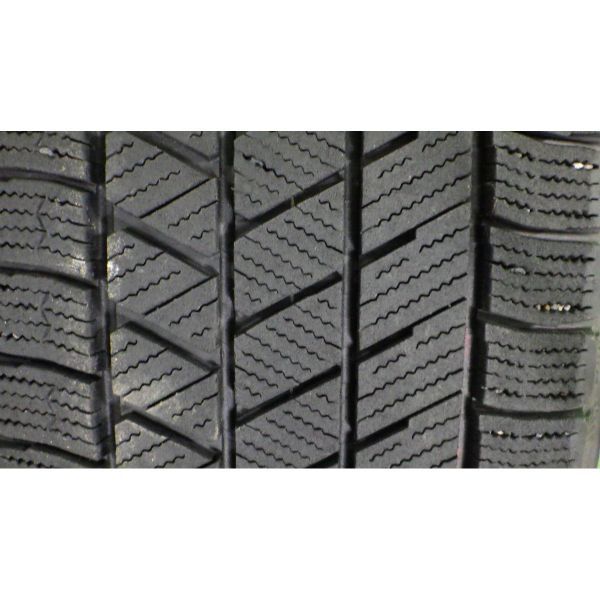 ブリヂストン BLIZZAK VRX3 185/60R15 4本SET◆2021年製8分山スタッドレス◆中古 1本にパンク修理歴あり◆白石区手渡し可◆ シエンタ等に_画像5