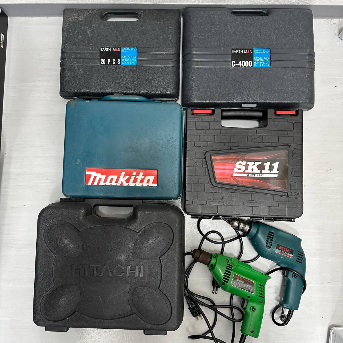 ＃632B【現状保管品】マキタ 日立 リョービ 電動 ドリル インパクト ドライバー EARTH MAN LW makita HITACHI RYOBI 工具 充電器 ケース_画像2