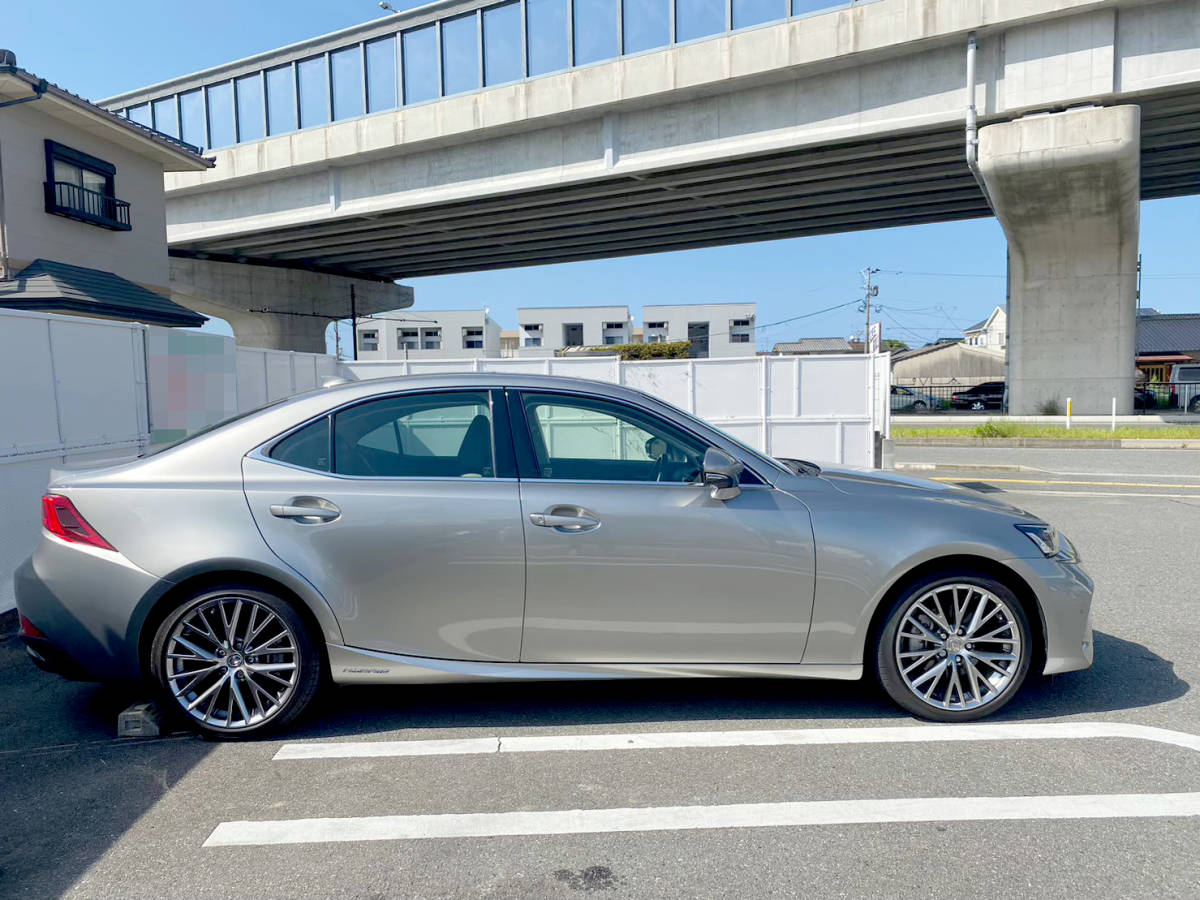 LEXUS レクサス IS300h バージョンＬ 車検有 走行13000km 車検令和6年3月_画像6