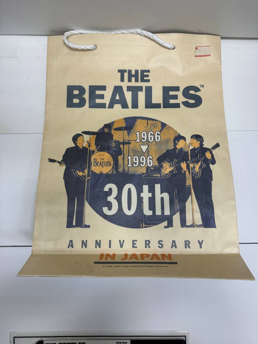 1024S■ザ・ビートルズ The Beatles クリアファイル・下敷き・ 紙袋（来日30周年）/長期保管品_画像3