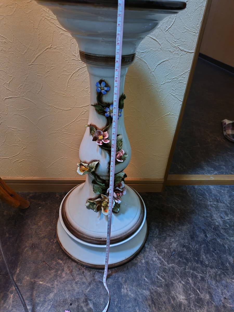 アンティーク花台陶器製　バラ飾り　フラワースタンド　西洋風インテリア_画像2