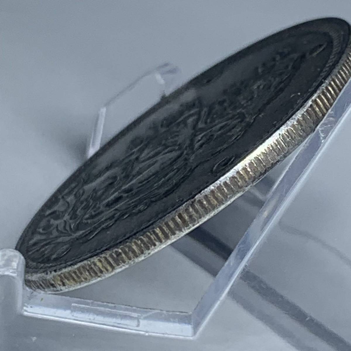 WX 1226流浪幣 髑髏 ハロウィン 風神 天眼 鷹紋 外国硬貨 貿易銀 海外古銭 コレクションコイン 貨幣 重さ約21g_画像3