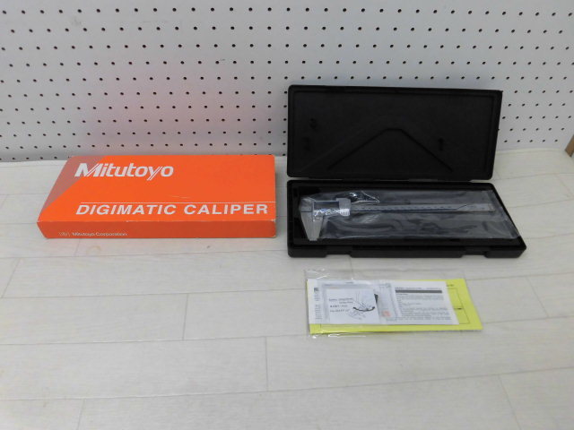 新品・未使用の箱入り ★ミツトヨ(mitutoyo) デジマチックC型ノギス CDC-P20 550-301-20 ☆ 管理番号107-36_新品・未使用の箱入りです