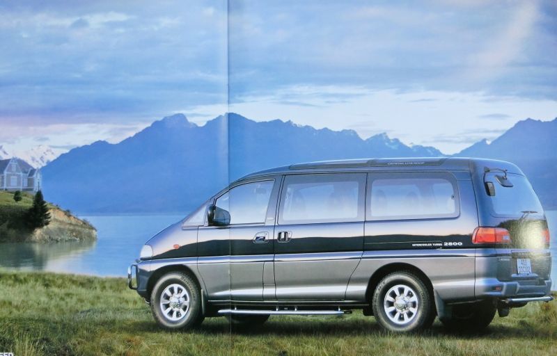 ★送料無料♪即決！ ■三菱 デリカ スペースギア カタログ ◇1994年 全51ページ 美品♪ ◆MITSUBISHI DELICA SPACE GEARの画像3