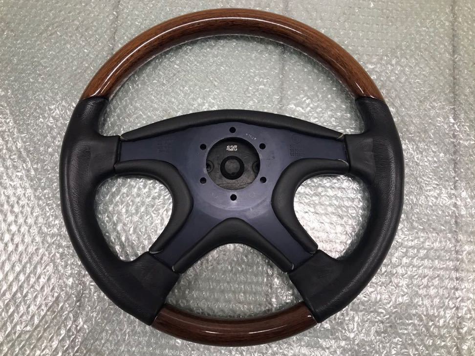 美品 MOMO リーガル レザー マホガニーウッド ステアリング 美品 MOMO リーガル レザー マホガニーウッド ステアリング