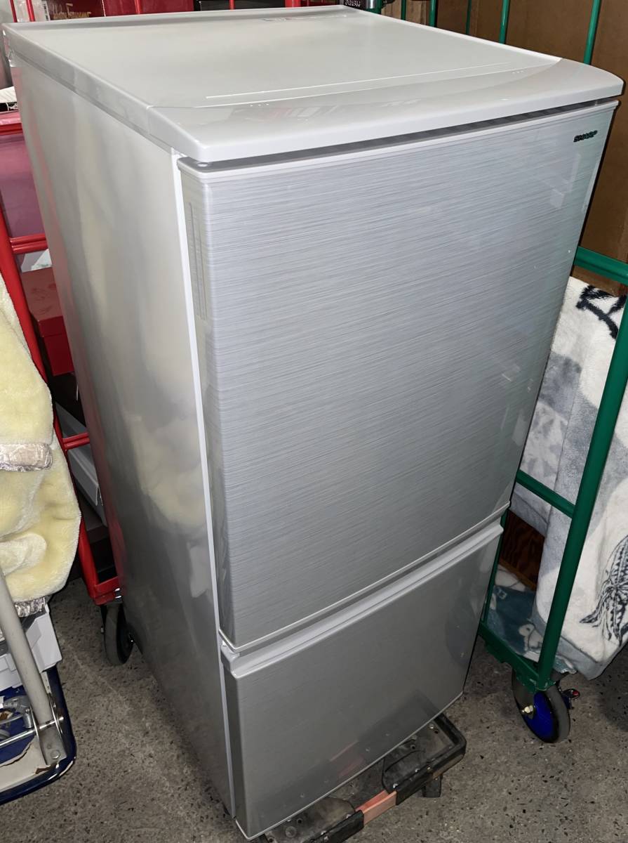 福岡市内送料無料　美品 SHARP シャープ 2018年製 137L 2ドア冷凍冷蔵庫 SJ-D14D-S つけかえどっちもドア 幅48cm 自動霜取り
