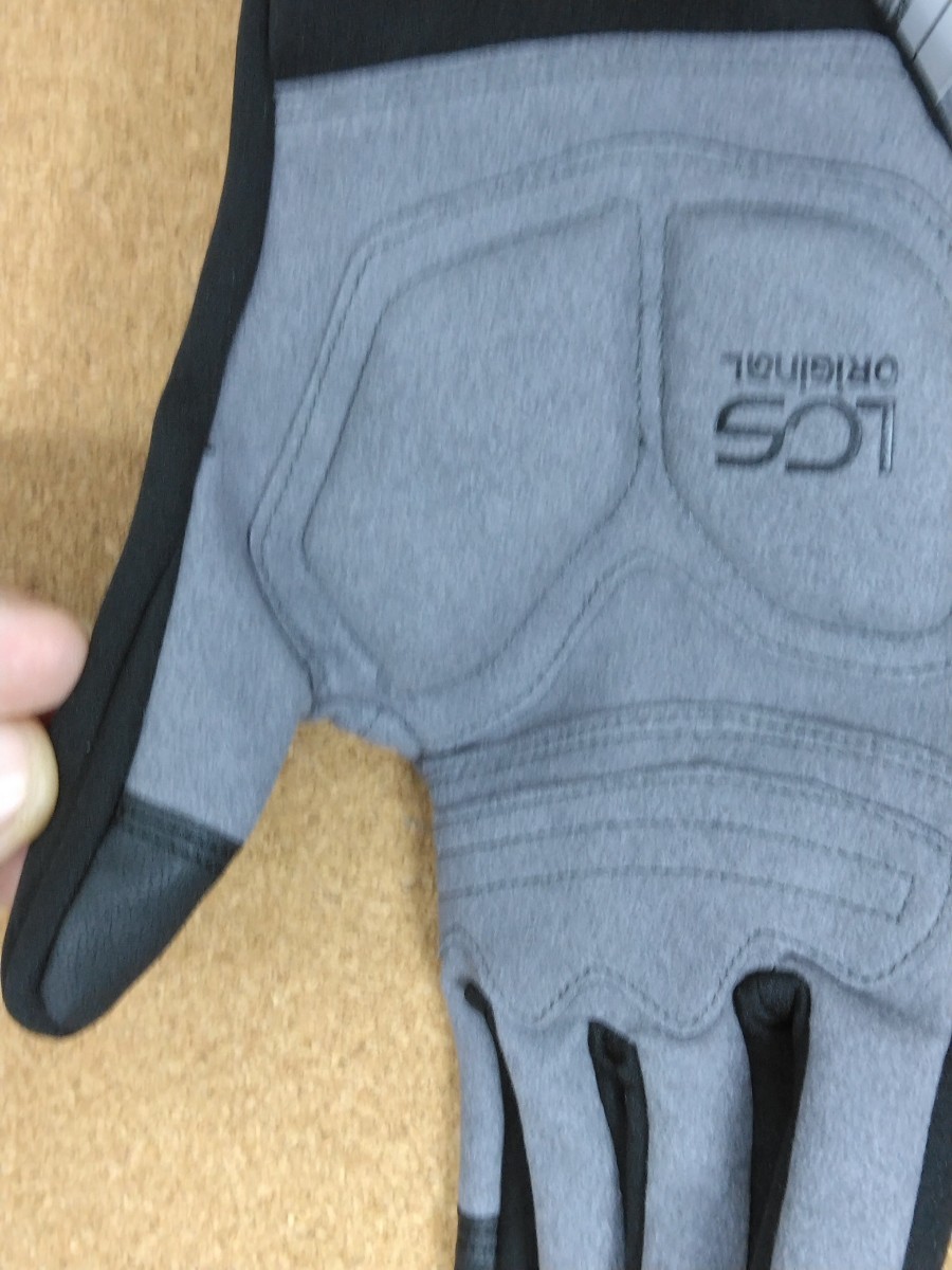 le coq sportif ルコックスポルティフ MEGA Pad Bonding Glove メガパッドボンディンググローブ サイズM　＋ウィンターキャップ_掌にパッド