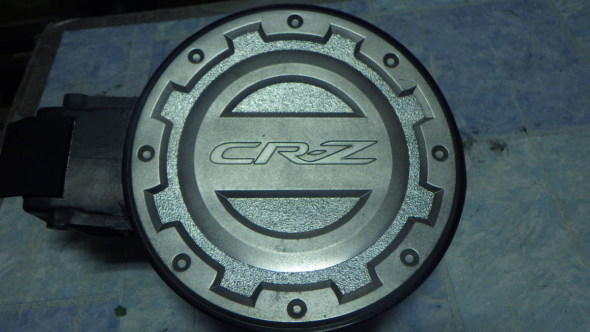 ホンダ　CR-Z CRZ / ZF1 燃料　給油口　ガソリン　蓋　カバー　純正オプション？　フィーエル　ガーニッシュ_画像2