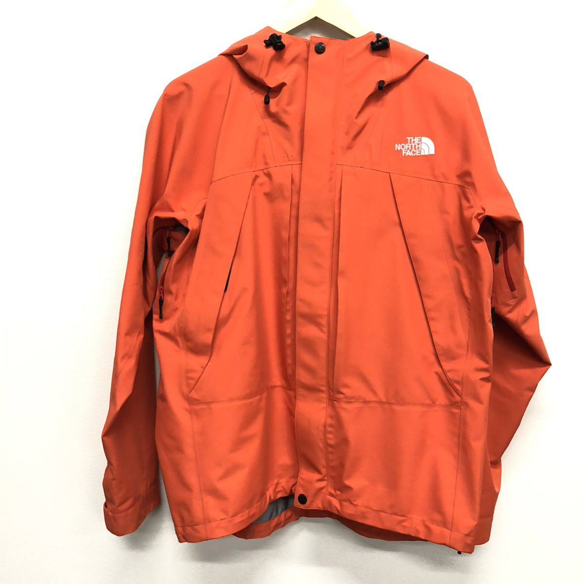 8015円 【THE NORTH FACE】ザノースフェイス☆ナイロンパーカー 8015円 【THE NORTH FACE】ザノースフェイス☆ナイロンパーカー