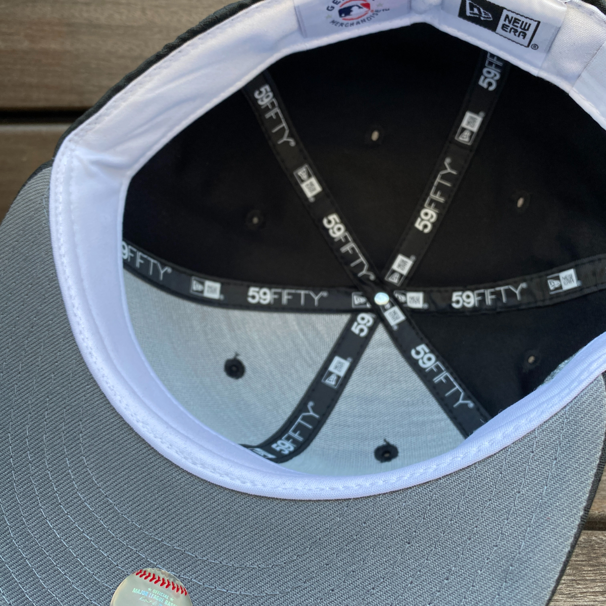 USA正規品 【7】 NEWERA ニューエラ 59FIFTY ロサンゼルス ドジャース LA Dodgers 限定 ブラックシャドウ 大谷翔平 山本由伸 (15-32)_画像8