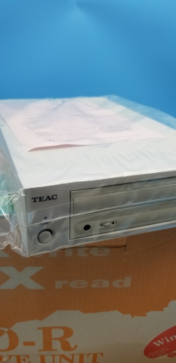 未使用品　TEAC CD-Rドライブユニット CD-R551S B 長期保管_画像3