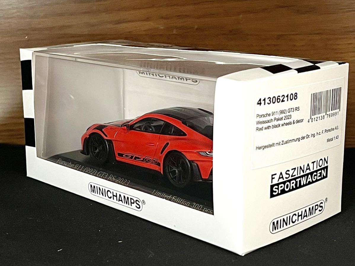 1/43 海外限定 ミニチャンプス ポルシェ 911 992 GT3RS Weissach Package 2023 インディアンレッド/ブラック 1:43 Minichamps Porsche_画像6