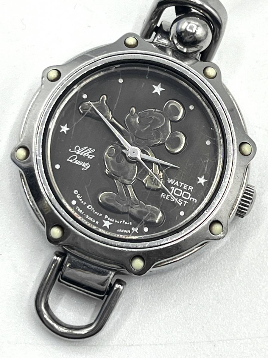 【電池切れ】SEIKO セイコー ALBA アルバ クォーツ 腕時計 黒文字盤 ミッキーマウス ラウンド ケースシルバー レディース Y481-0700の画像1