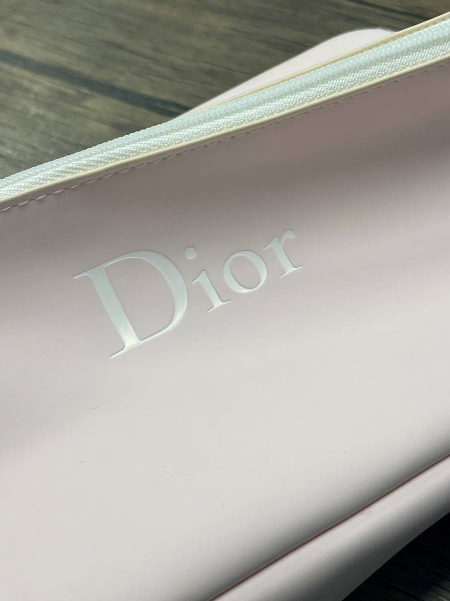 Christian Dior クリスチャンディオール メイクポーチ ライトピンク×ホワイト CDロゴ スクエア型 ラウンドファスナー ノベルティ_画像9