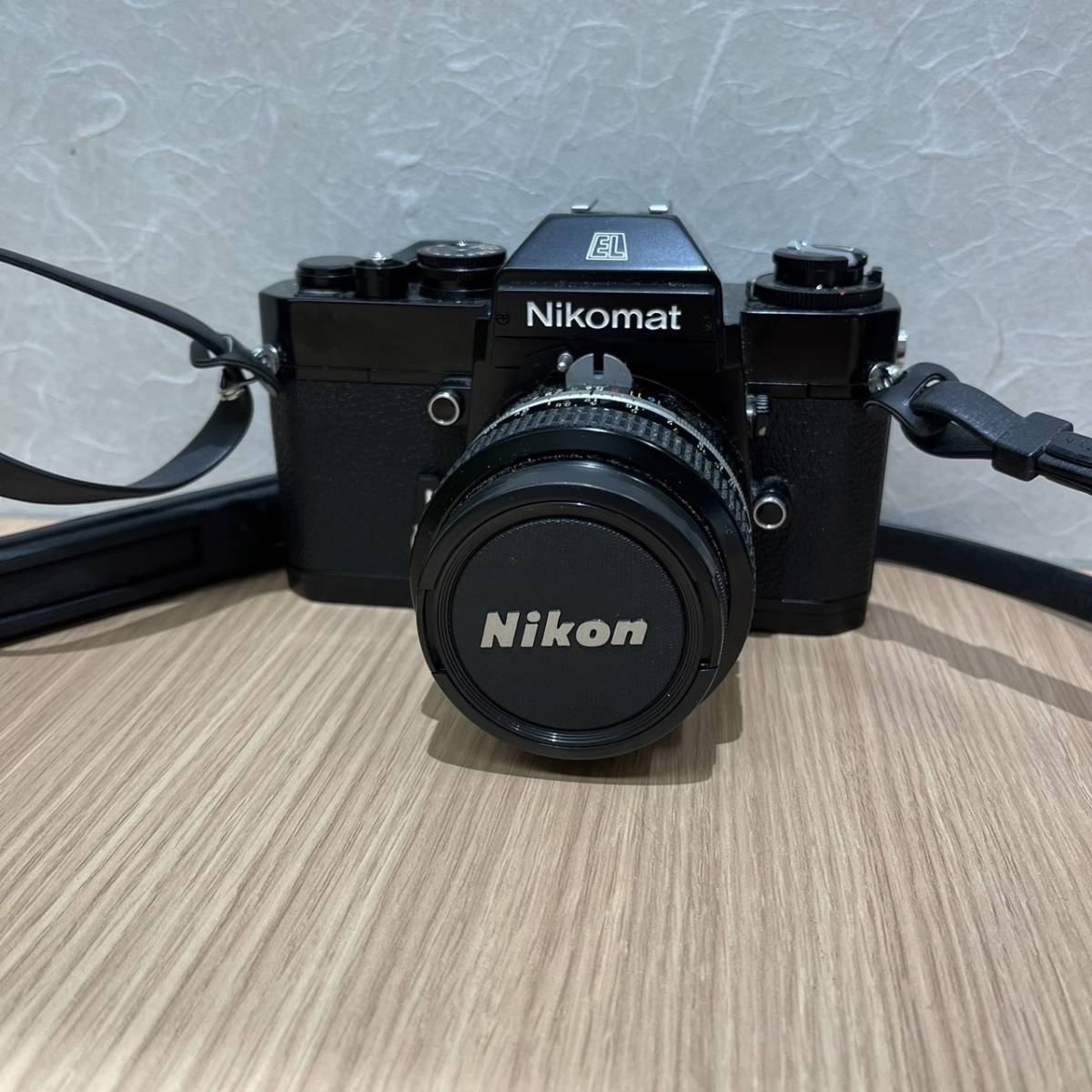 【N-17797】Nikon Nikomat EL ブラック レンズ NIKKOR 50㎜ 1:1.4 フィルムカメラ 一眼レフカメラ ニコン 動作確認済み_画像1