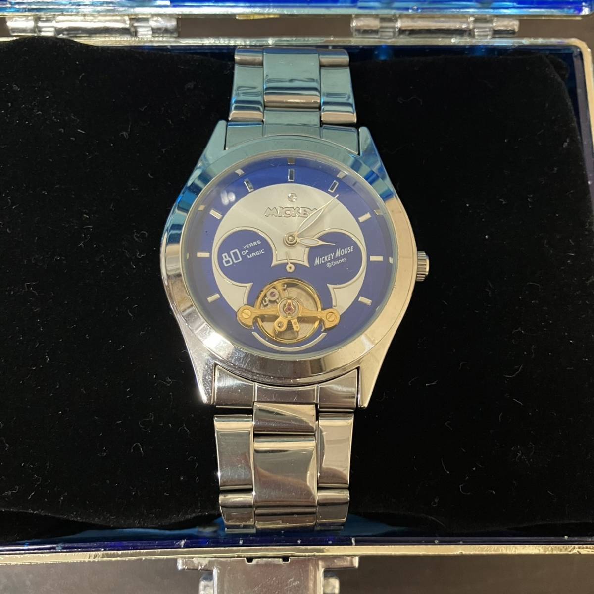 [1-142]Disney ディズニー　MICKEY ミッキーマウス　誕生80周年記念時計　腕時計　天然ダイヤ　スワロフスキー　箱付き_画像3