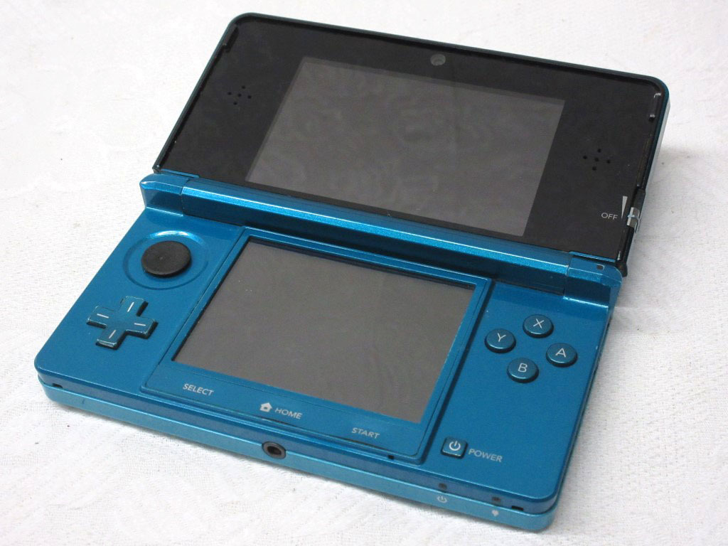 01K143 任天堂 3DS 本体のみ アダプター接続部破損 ジャンク 部品取りに 売り切り_画像1