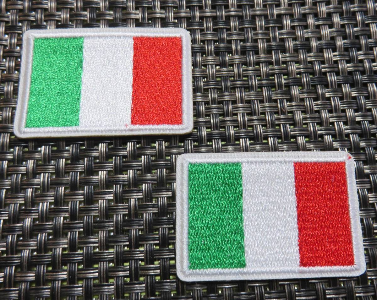 【２枚セット】■小型（S　ミニ)US緑赤白◎イタリア　国旗 刺繍ワッペン■激シブ■観光　旅行　サッカー　レース■洋服・衣類・衣服DIY_画像1