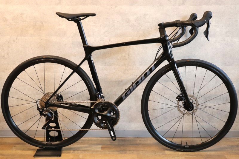 ジャイアント GIANT TCR ADVANCED 2 DISC KOM 2024 MLサイズ シマノ 105 R7020 11S カーボン ロードバイク 【さいたま浦和店】_画像1