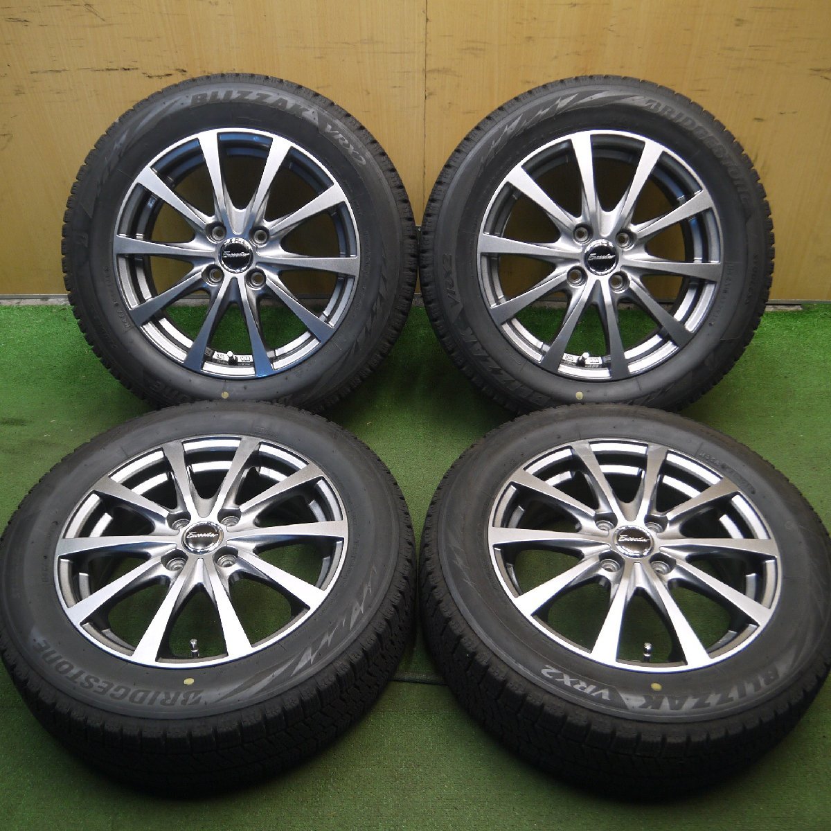 *送料無料*バリ溝！キレイ！9分★スタッドレス 185/60R15 ブリヂストン ブリザック VRX2 Exceeder エクシーダー PCD100/4H★3122706Hス_画像1