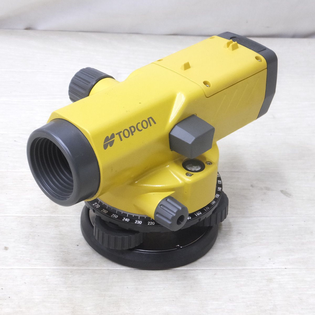 ◇TOPCON トプコン オートレベル AT-B4A 測量機器 測定器 ケース 三脚