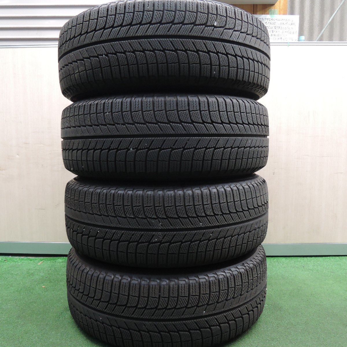 *送料無料*バリ溝！8.5分★ベンツ等 AGA BURG 235/60R18 スタッドレス ミシュラン X-ICE3+ 18インチ PCD112/5H★4010205HAス_画像5