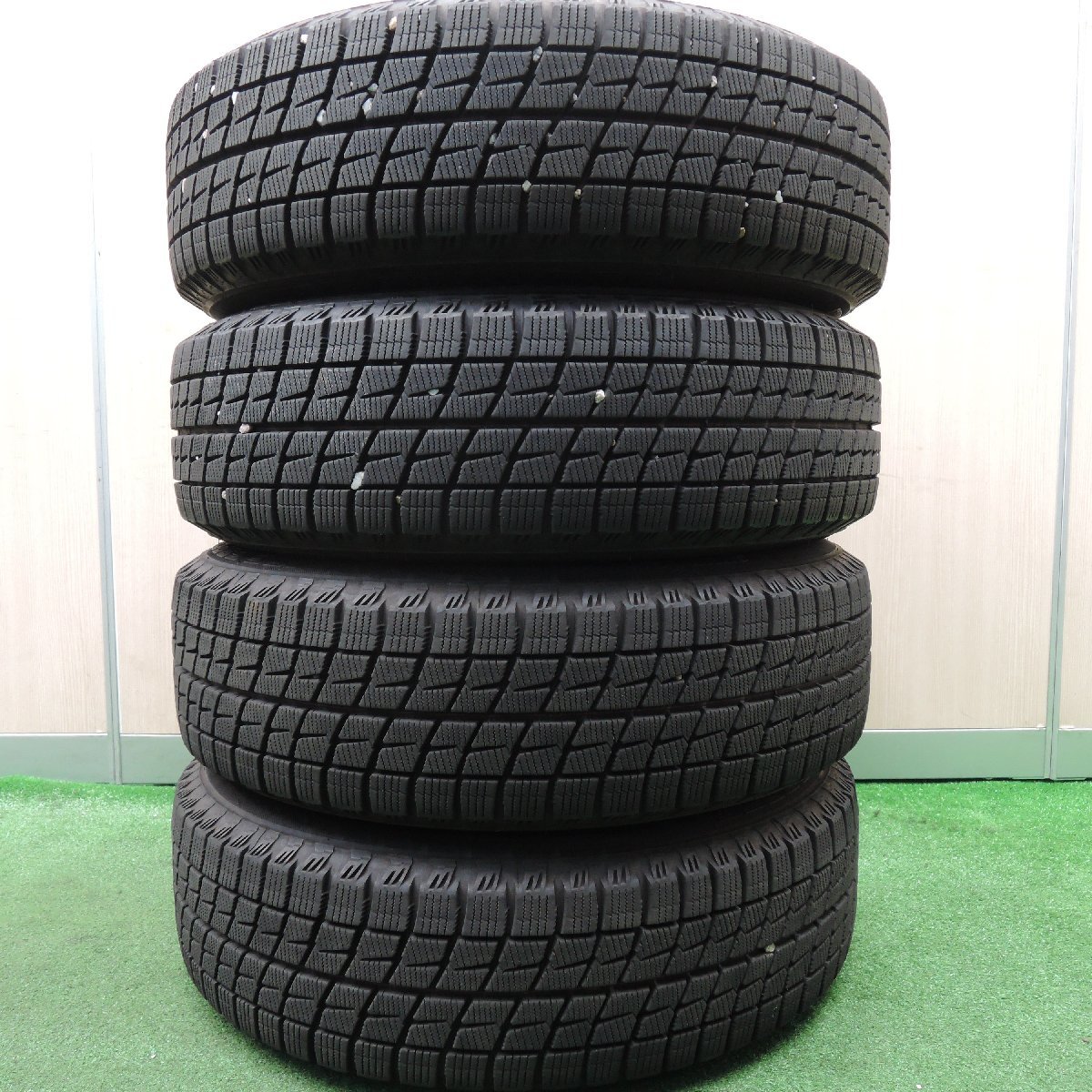 *送料無料*バリ溝!21年!キレイ!8.5分★スタッドレス 175/65R15 アイスエスポルテ LEBEN レーベン 15インチ PCD100/4H★4011306HAス *送料無料*バリ溝!21年!キレイ!8.5分★スタッドレス 175/65R15 アイスエスポルテ LEBEN レーベン 15インチ PCD100/4H★4011306HAス