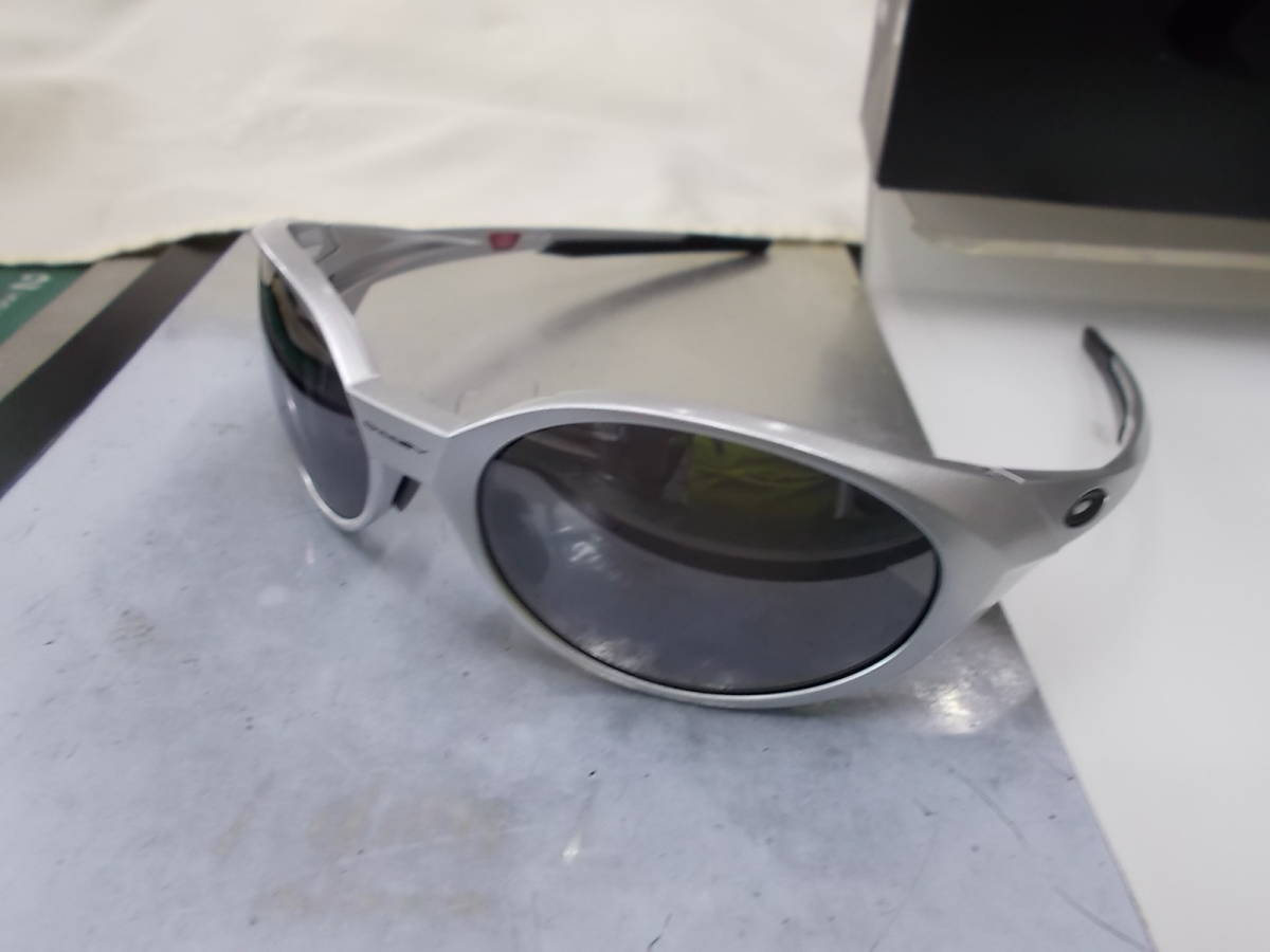 OAKLEY オークリー EYEJACKET REDUX OO9438-0558 偏光サングラス PRIZM BLACK POLARLIZED レンズの画像4