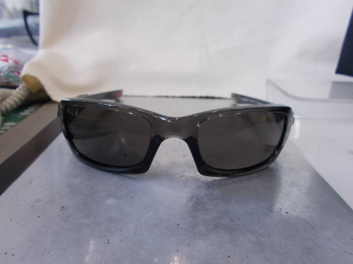 OAKLEY オークリー FIVE SQUARED OO9238-0554 サングラス Warm Grey_画像3