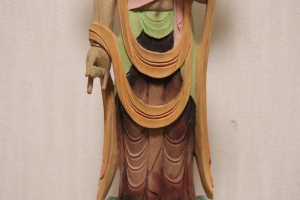とても綺麗な木彫 彩色の観音菩薩像 仏像 n730_画像4
