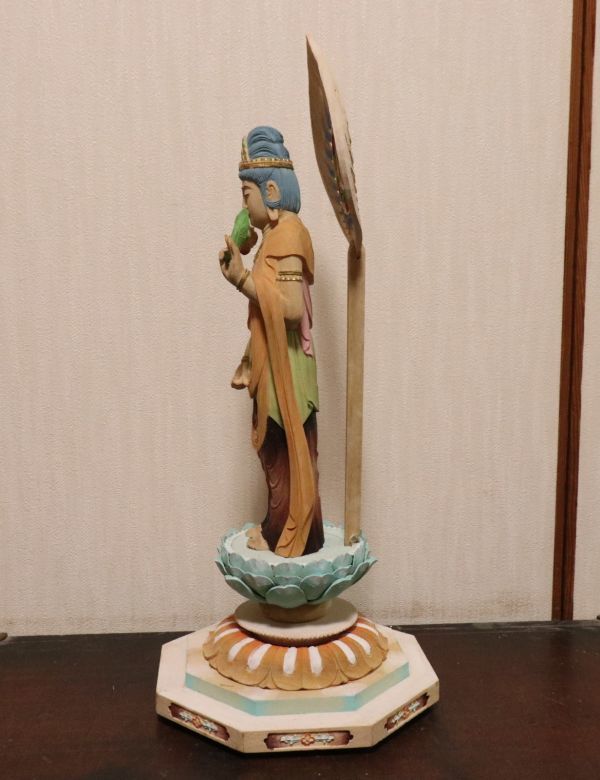 とても綺麗な木彫 彩色の観音菩薩像 仏像 n733_画像9