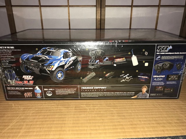 トラクサス（Traxxas）　スレイヤープロ　4×4　ナイトロエンジンカー　新品未開封品_画像2