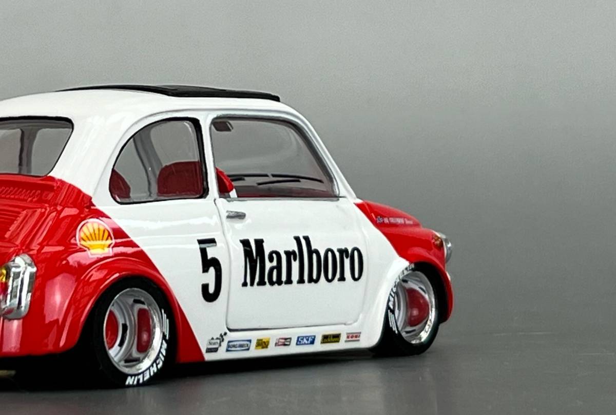 KiNSMART製1/24サイズ　Fiat500改　　マルボロ・レースカー使用製作完成品_画像5