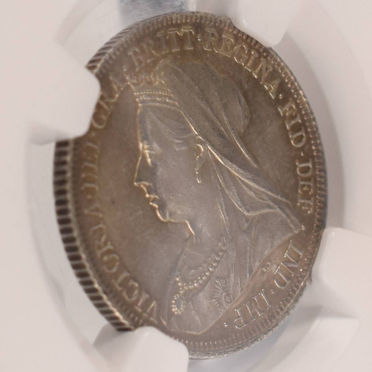 【ヤフオク初★希少品】1900年 イギリス 1シリング 銀貨 NGC MS62 ヴィクトリア女王 ベールヘッド アンティークコイン シルバーの画像6