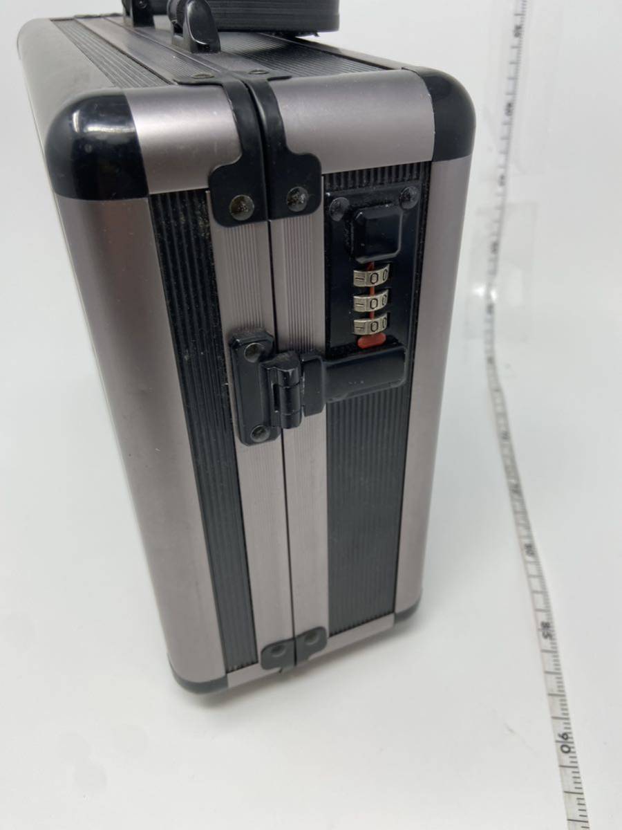 中古 デルフィナス VGC-7701 アタッシュケース CSM ファイズ 中古 デルフィナス VGC-7701 アタッシュケース CSM ファイズ