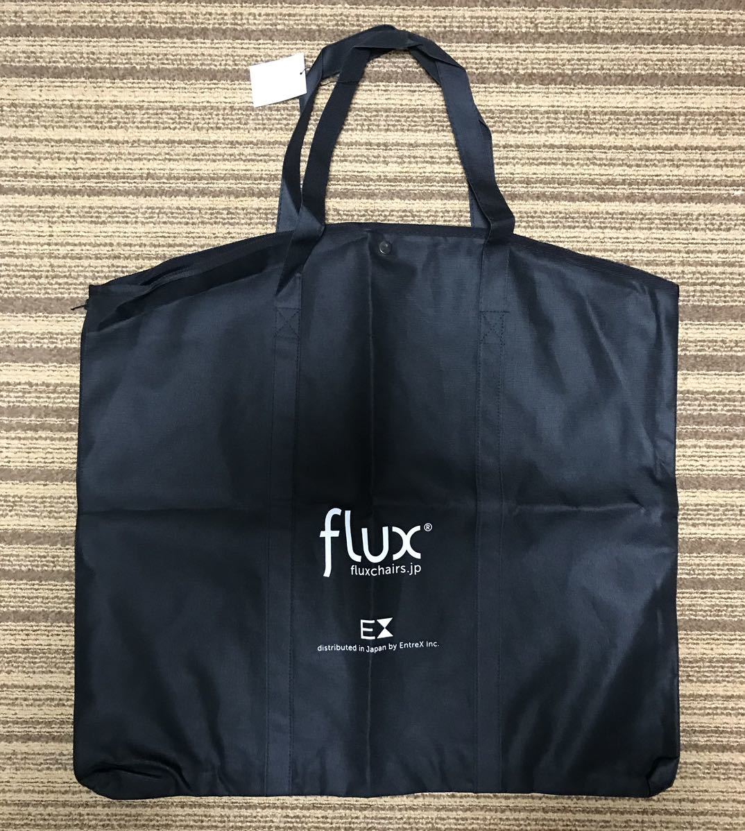 折りたたみ 椅子 4脚 アウトドア Fluxchair Jr フラックスチェア ホワイトx２脚(未使用) グレー・ピンク 各１脚(室内使用) キャリーバッグ_画像8