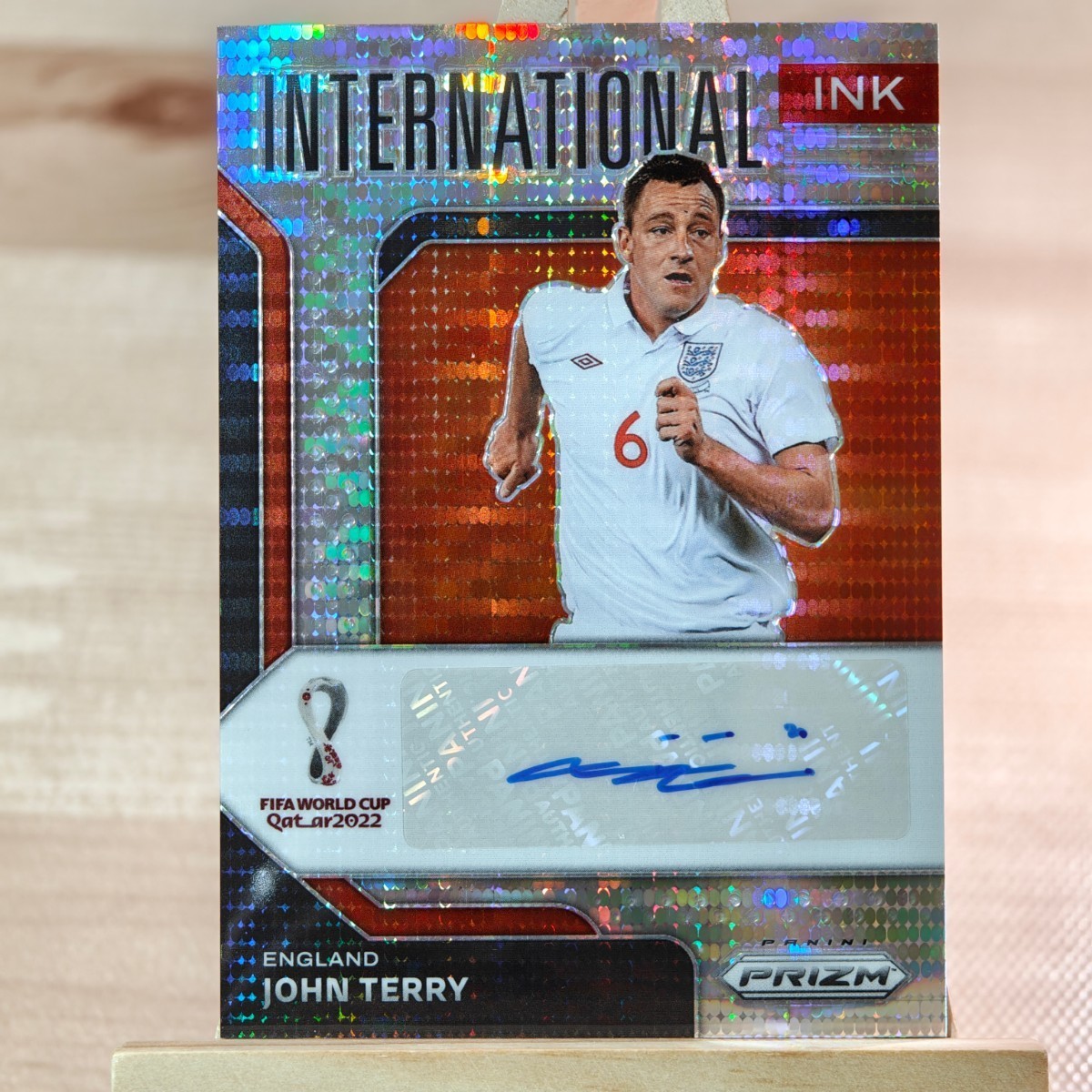 ジョン・テリー 2022 Panini Prizm FIFA John TERRY Auto Breakaway Prizm International Ink auto England 直筆サインカード_画像1