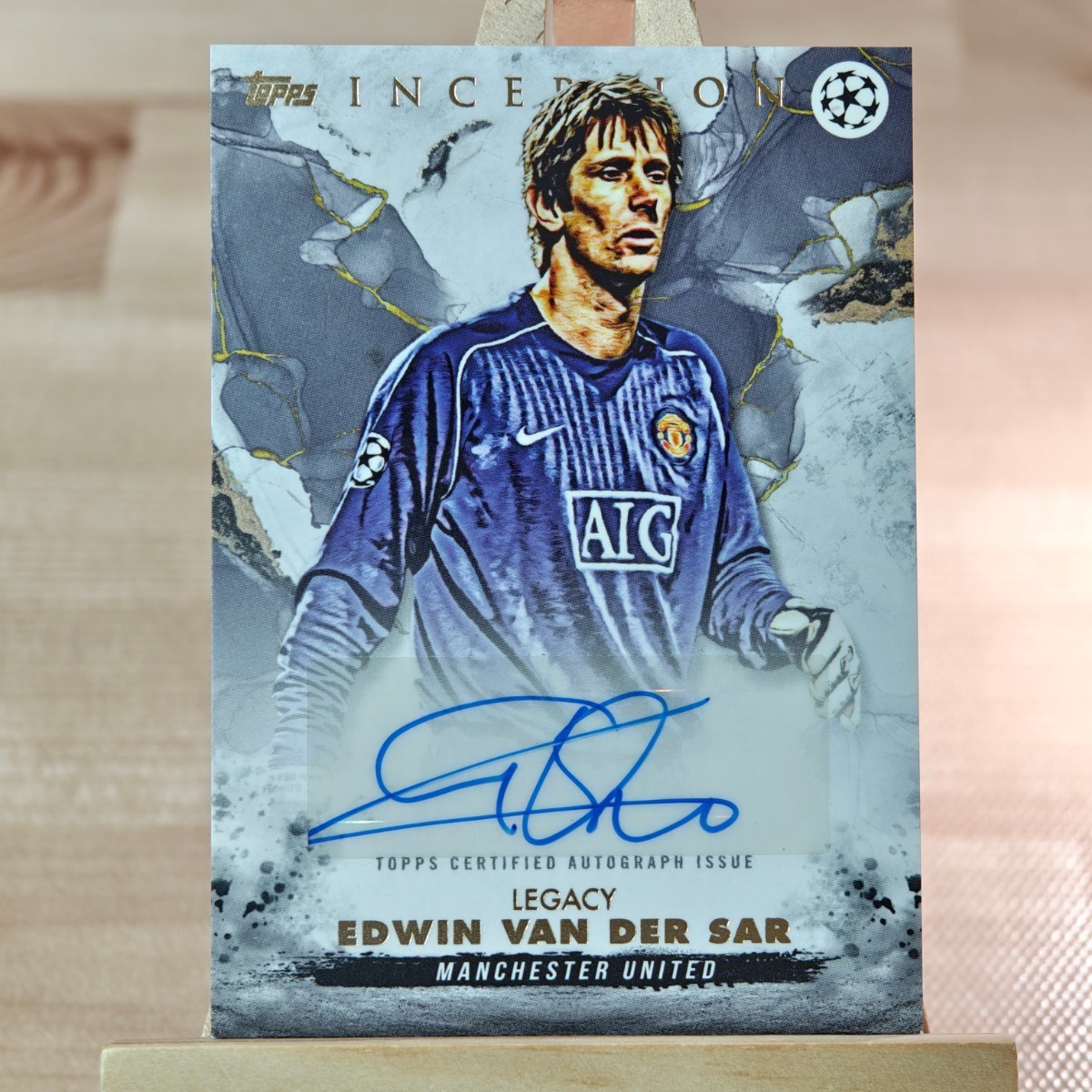 エトヴィン・ファン・デル・サール 2022-23 Topps Inception Edwin van der Sar Auto Legacy Manchester United 直筆サインカード_画像1