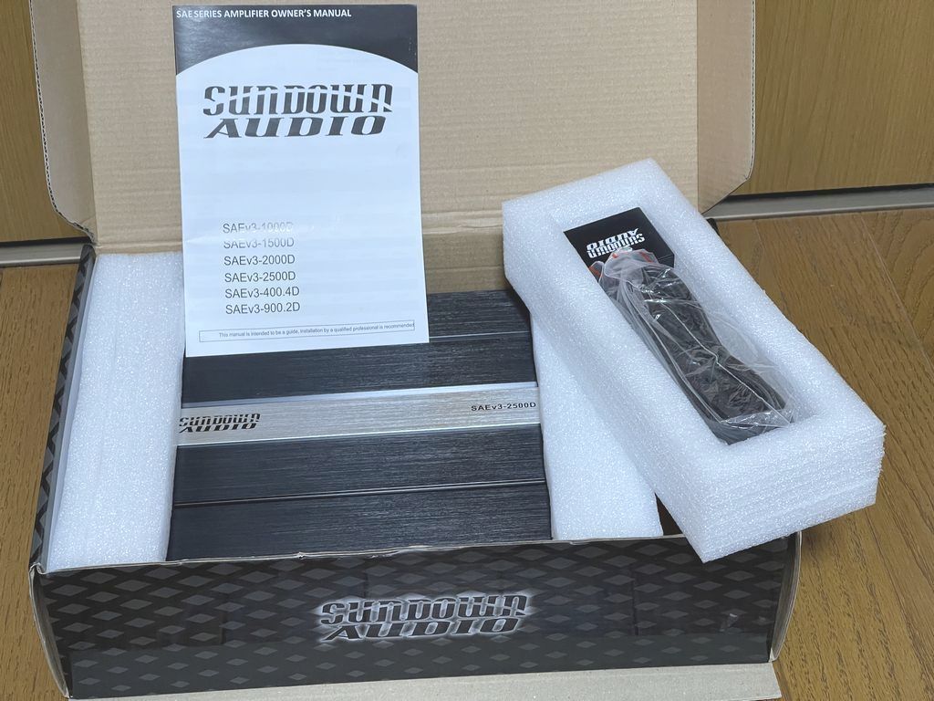 ★SUNDOWN AUDIO 　SAE v3 2500D RMS2500w Amplifier サンダウン　★_画像1