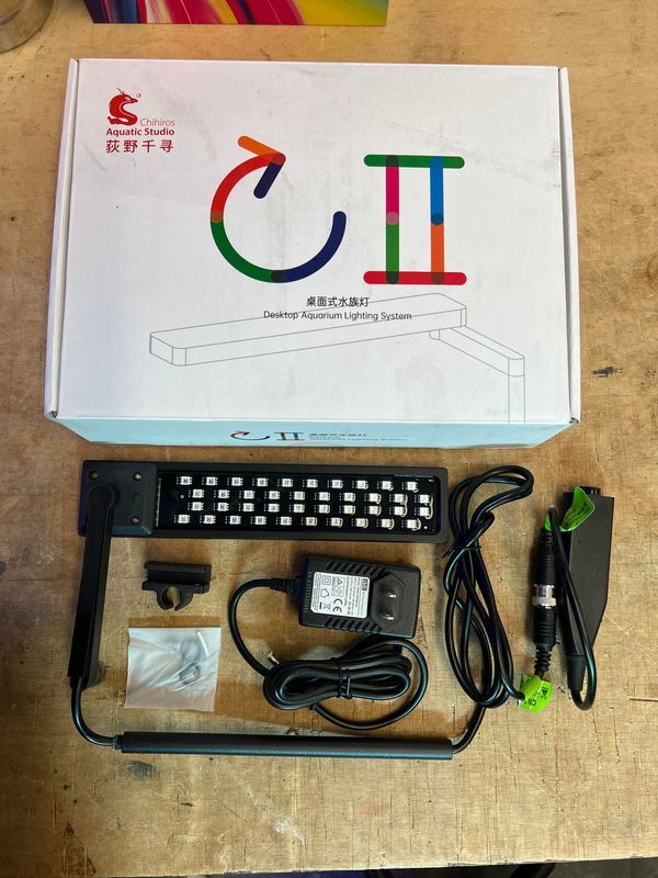 ◆Chihiros LED C2 RGB 小型水槽用照明 中古 ◆_画像1