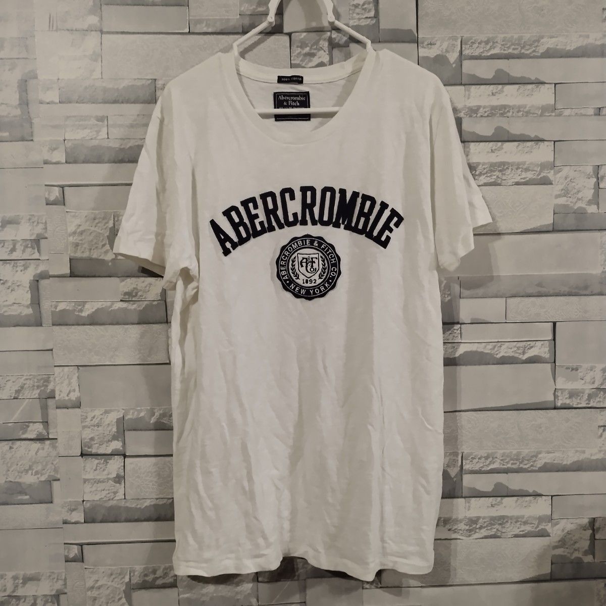 アバクロンビーフィッチ ABERCROMBIE&FITCH Tシャツ 半袖 白 メンズS