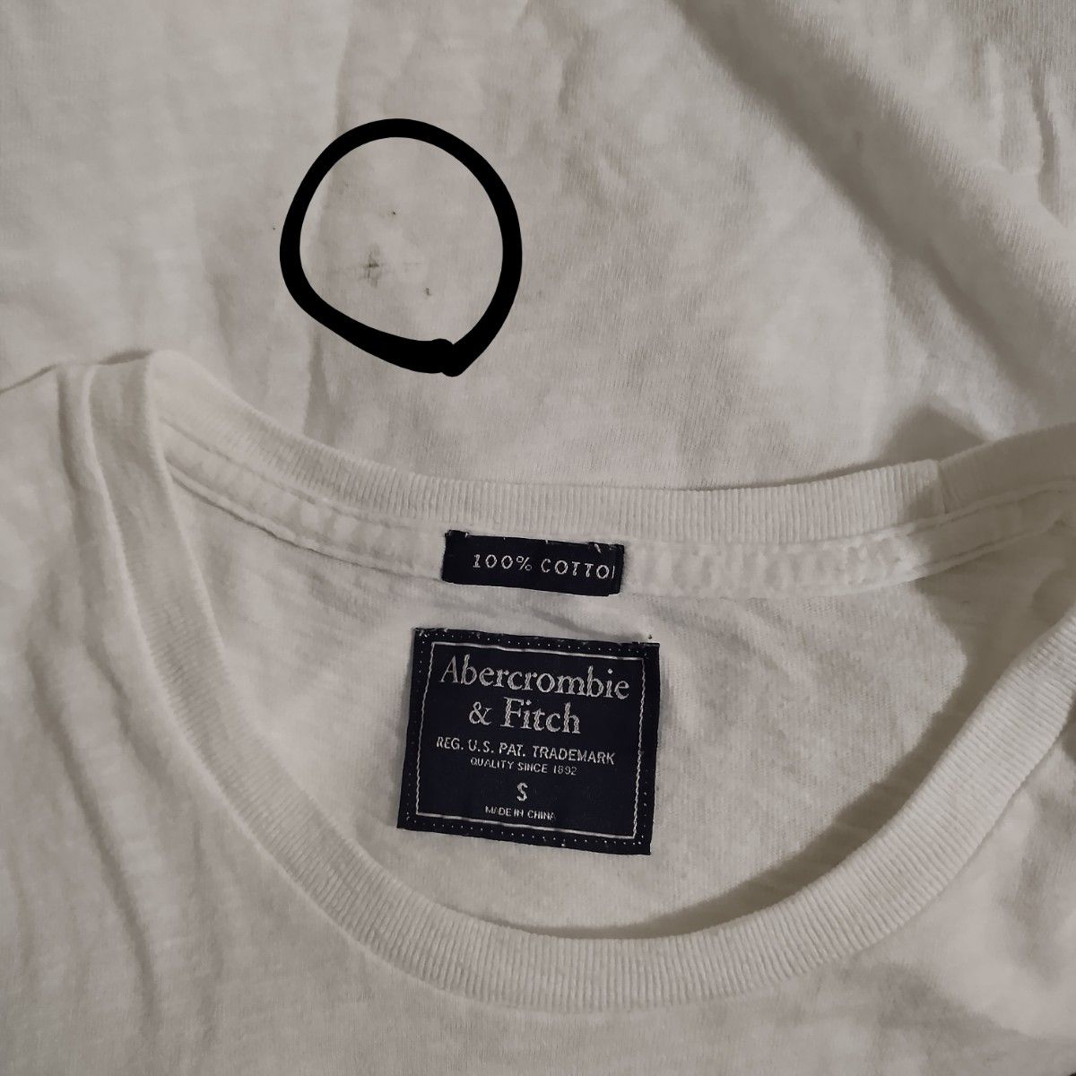 アバクロンビーフィッチ ABERCROMBIE&FITCH Tシャツ 半袖 白 メンズS