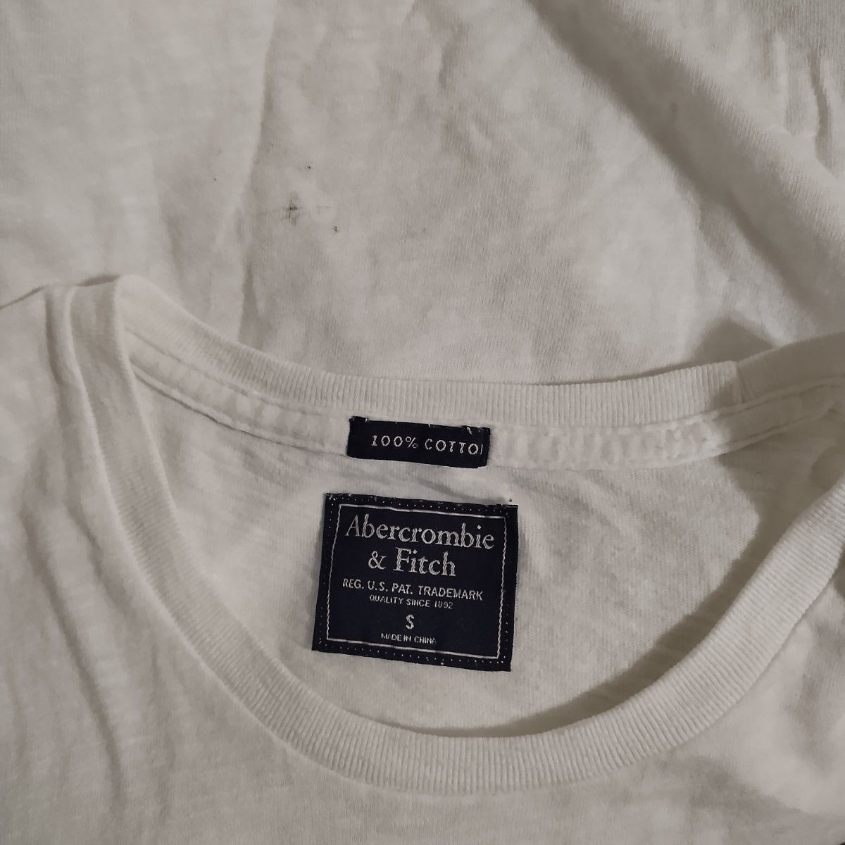 アバクロンビーフィッチ ABERCROMBIE&FITCH Tシャツ 半袖 白 メンズS