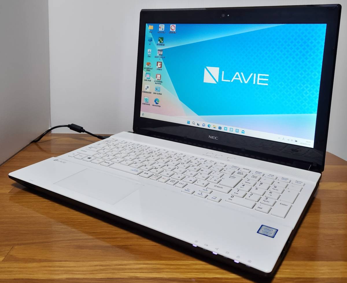 ★☆美品Win11 LAVIE NS350F/i3/8G/SSD512G/BD/WLAN/カメラ☆_画像2