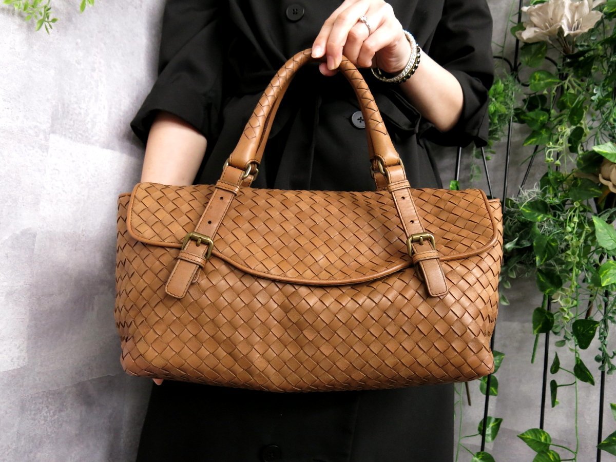 超美品●BOTTEGA VENETA ボッテガ ヴェネタ●イントレチャート●レザー 本革●ハンド バッグ●ブラウン●腕掛け●B5 書類 かばん●Js43885_画像2